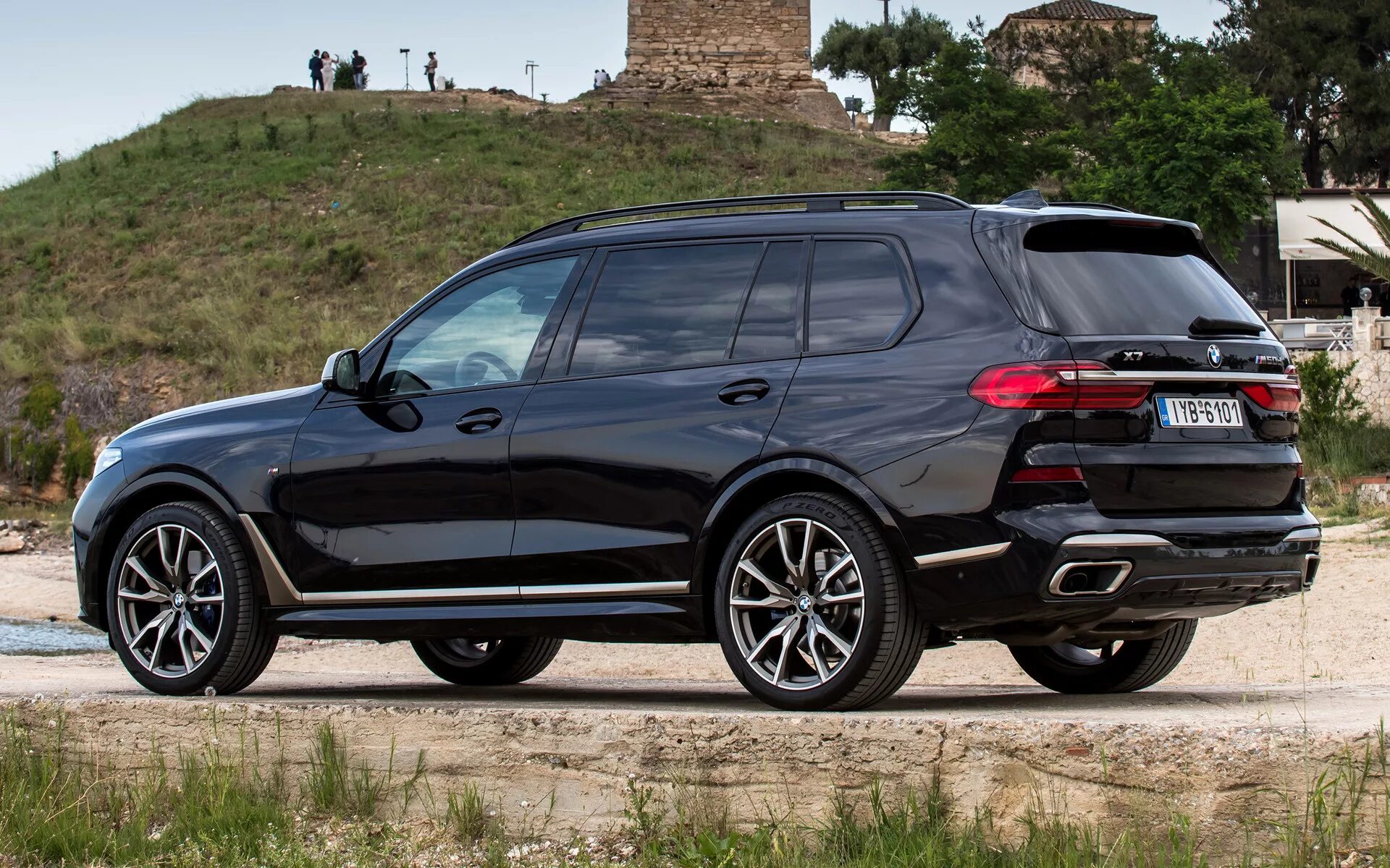 Х 7 м. BMW x7 m50. BMW x7 50d. BMW x7 m50d черный. BMW x7 m50d 2021.