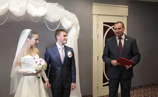 Работа загса псков. Загс псков. свадьба в пскове.