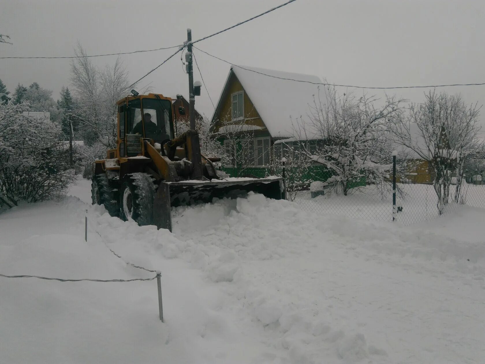 Уборка снега в снт. Очистка дорог от снега. Расчистка снега в СНТ. Расчистка дорог от снега в деревне.