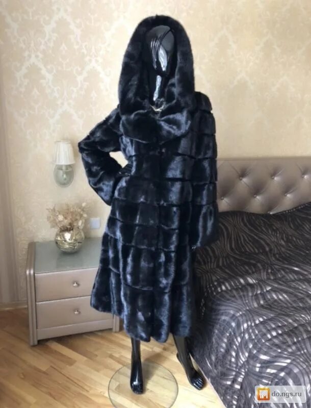 Продам шубу новую