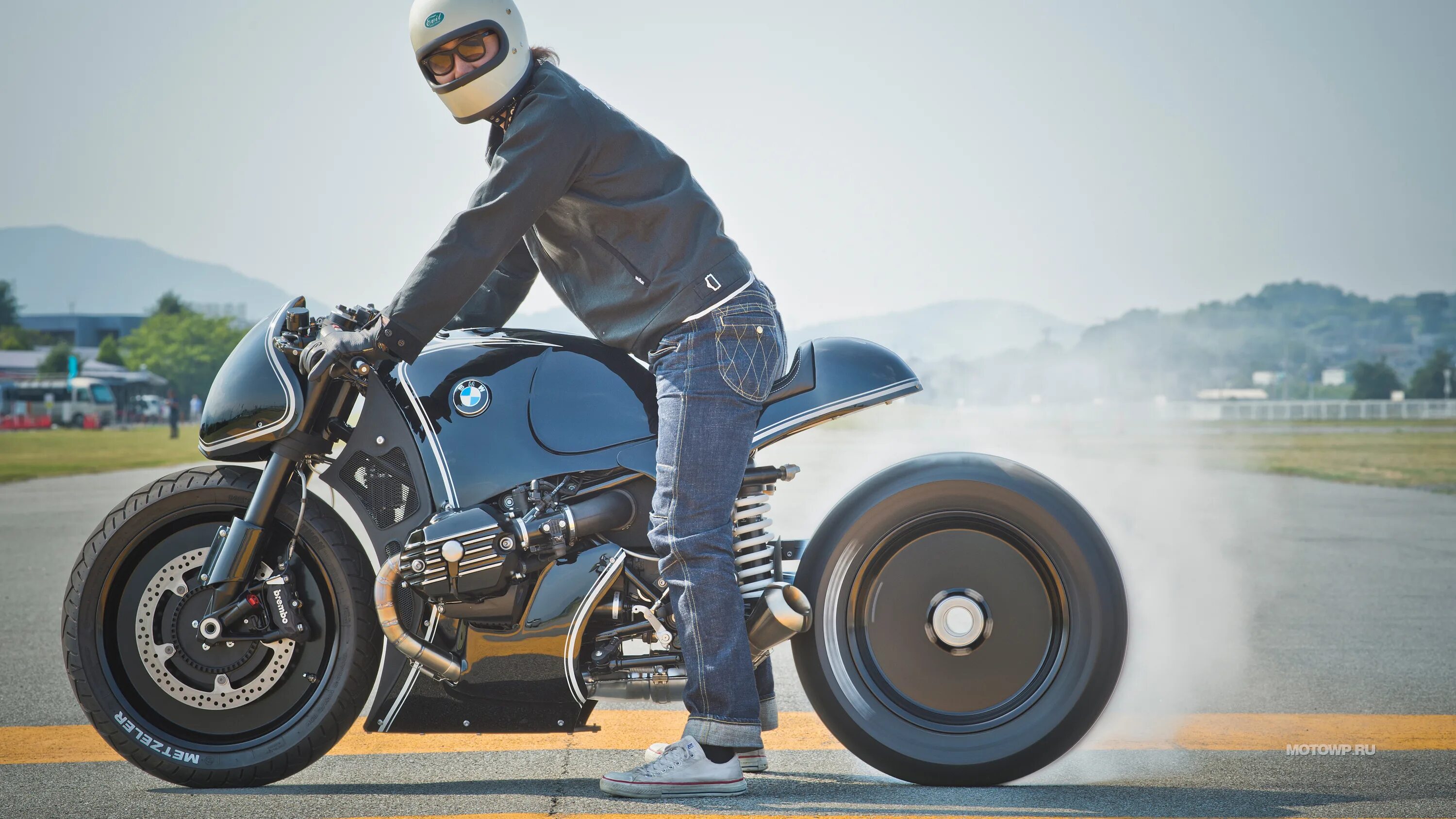 BMW R Nine t Custom. Мот BMW NINET. BMW R Nine t Cafe Racer. BMW R Nine t Highway Fighter. Какой мотоцикл купить новичку