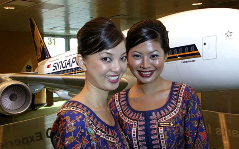 Саронг кебайя. Singapore girls. Quantity модель девушка сингапур. Сингапурские девушки. Униформа сингапурских авиалиний.