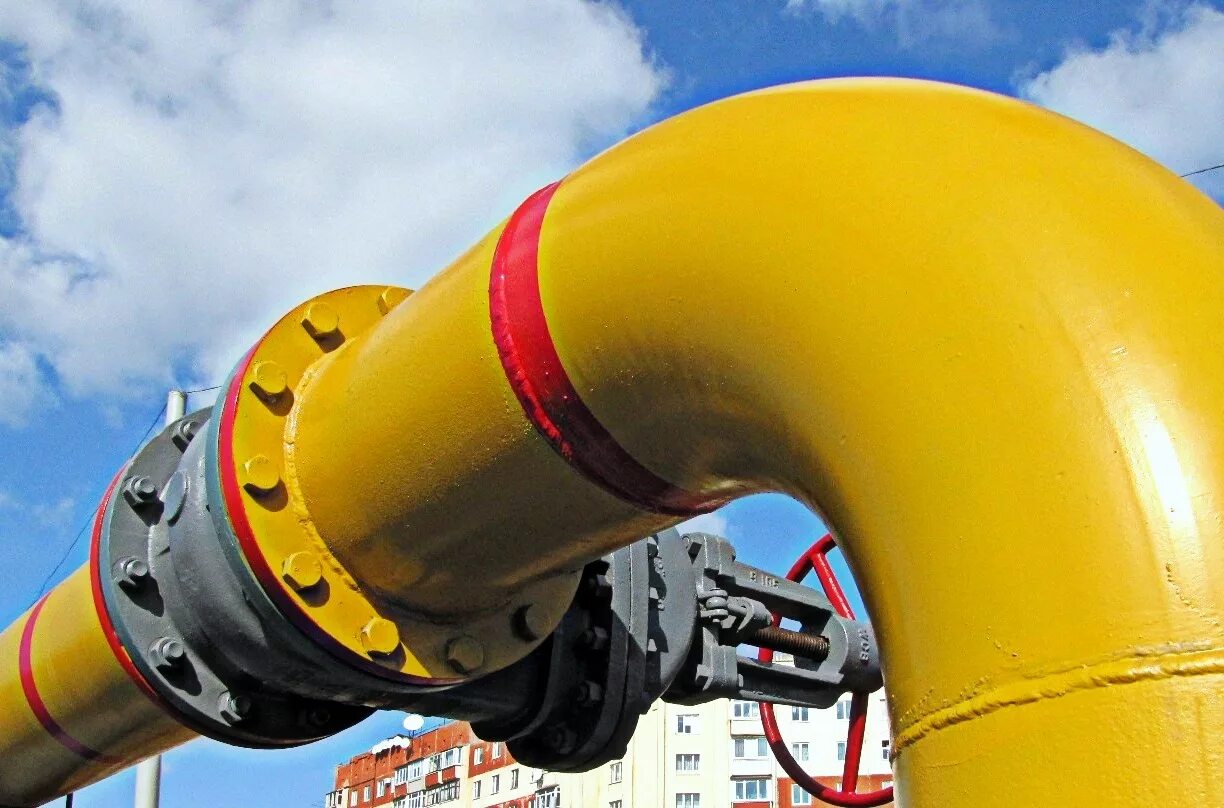 Диаметры газовых труб. Сжиженный бытовой газ это. Газопровод. Труба пнд газопроводная монтаж. Природный газ трубопровод.