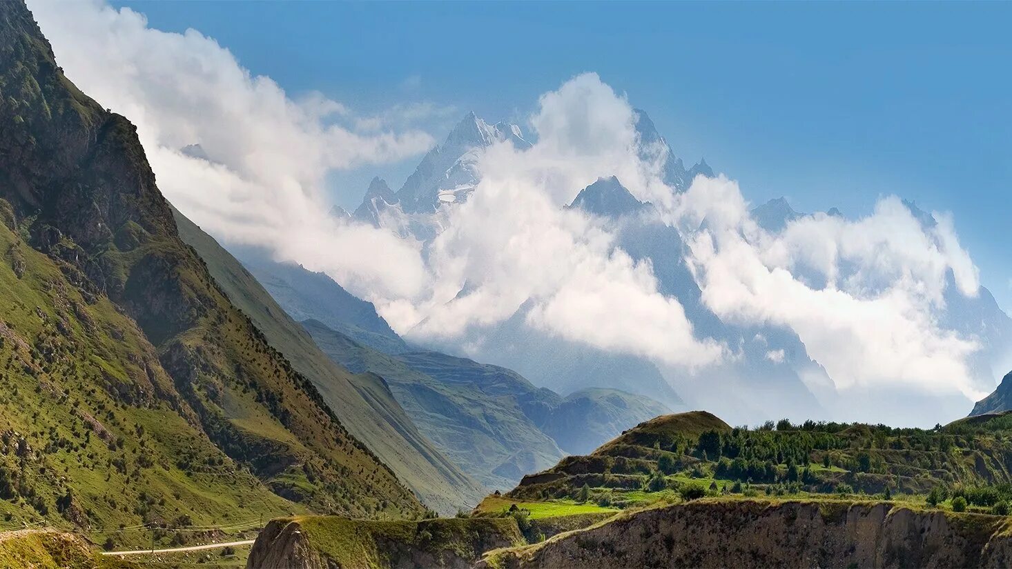 Кабардино-балкарскfzреспублика. Ущелье уллу тау. Гора лха кабардино балкария. Республика кабардино-балкария. Камордина болгарская республ.
