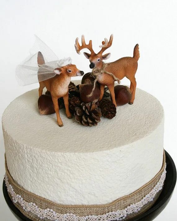 Декор торта с оленем. Deer cake. Торт в виде животного. Торт с оленем. Торт в виде оленя.