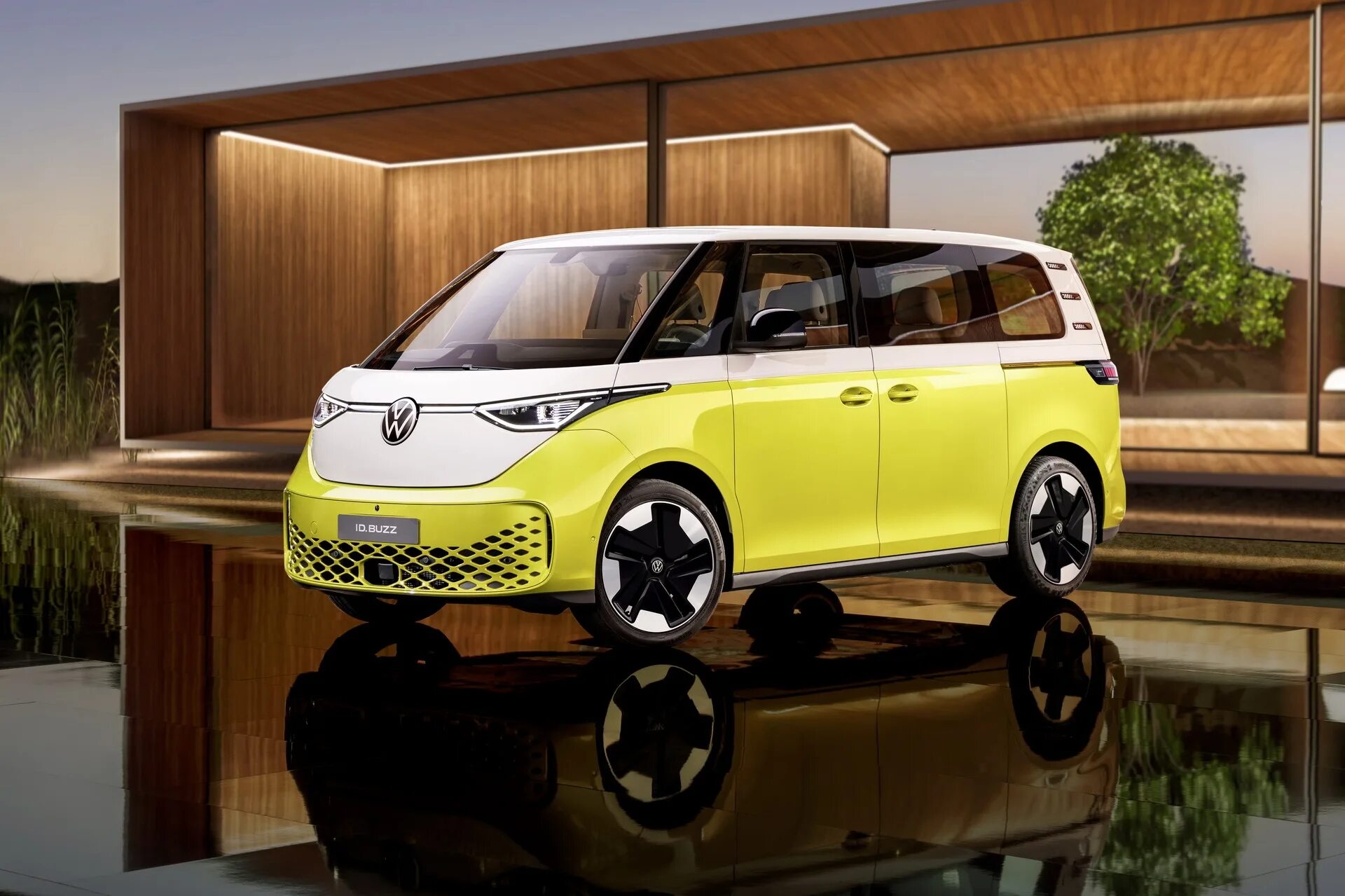 Фольксваген id купить. Volkswagen ID Buzz 2022. Volkswagen ID Buzz 2023. Volkswagen ID минивэн. Фольксваген электромобиль ID Buzz.