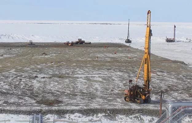 Бурильщик вахта. Вахтовым методом бурильщик. Вахтовым методом бурильщик. Бурильщик нефтяных скважин. Бурильщик роснефть.