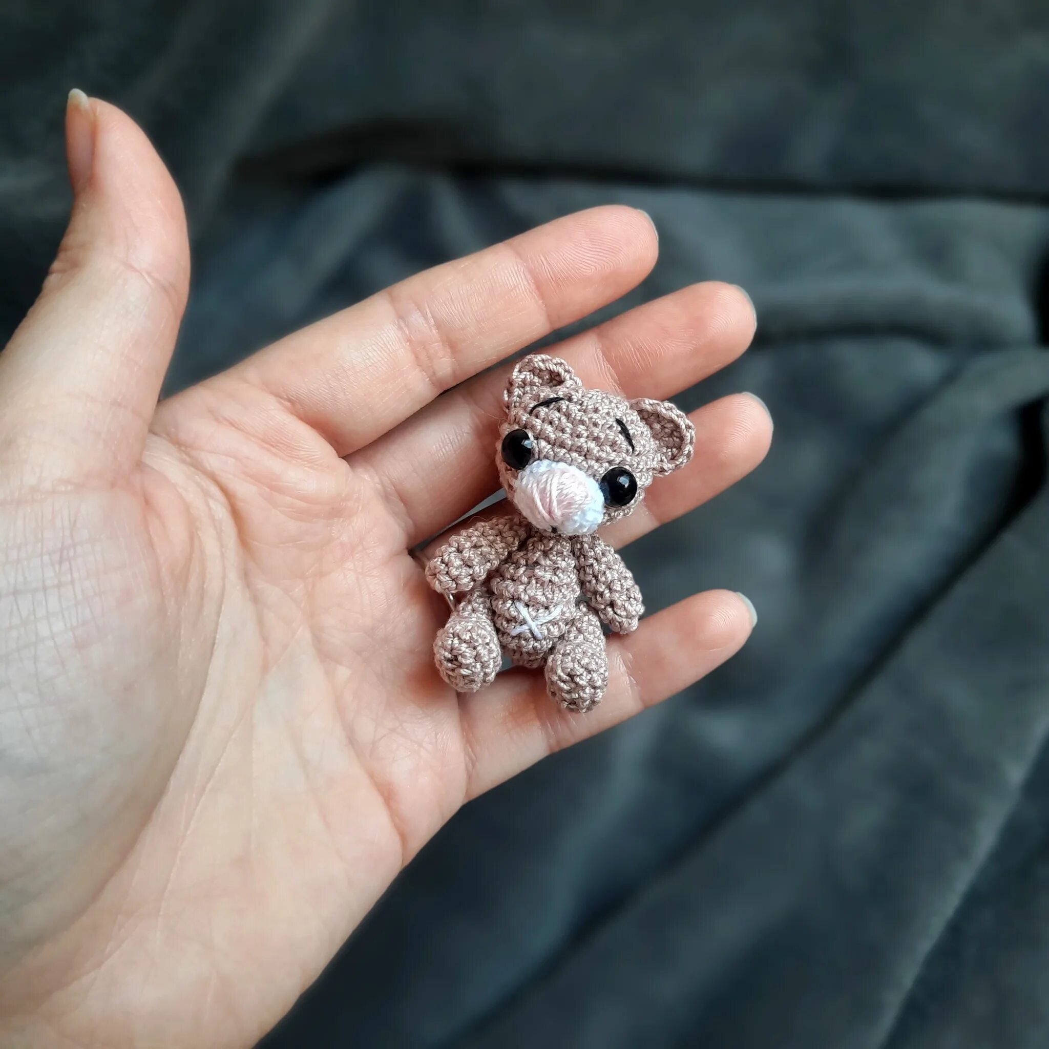Маленькая игрушка животного. Зверята глазастики ty beanie boos mr-001. Фото очень маленьких игрушек. Ty beanie boos глазастики. Маленькая игрушка животного.