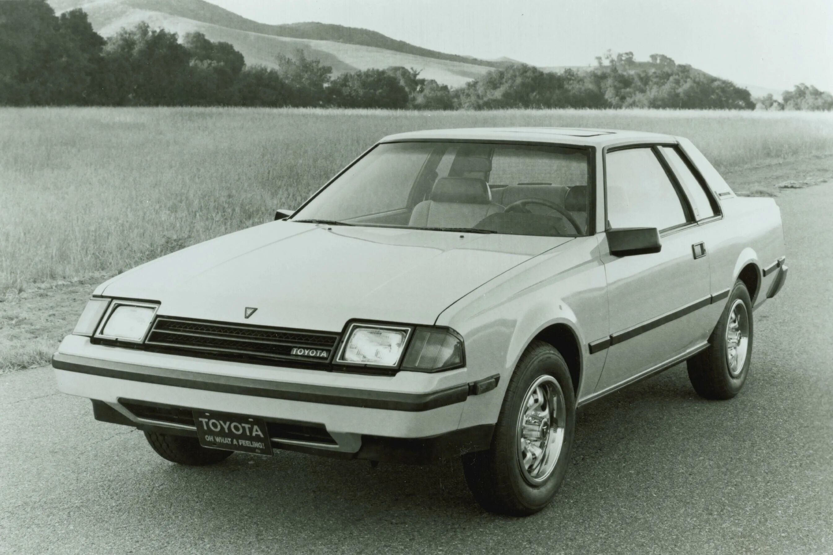 Toyota corona 1970. Тойота 1982 года модельный ряд. Тойота 1982 года. Тойота 1982 года. Toyota celica gt liftback 1982.
