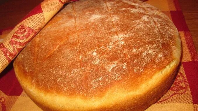 домашний хлеб на сухих дрожжах. хлеб с хлебопечки домашней. домашний хлеб на дрожжах в духовке. хлеб в духовке на сухих дрожжах воде. хлеб в духовке на сухих дрожжах воде.