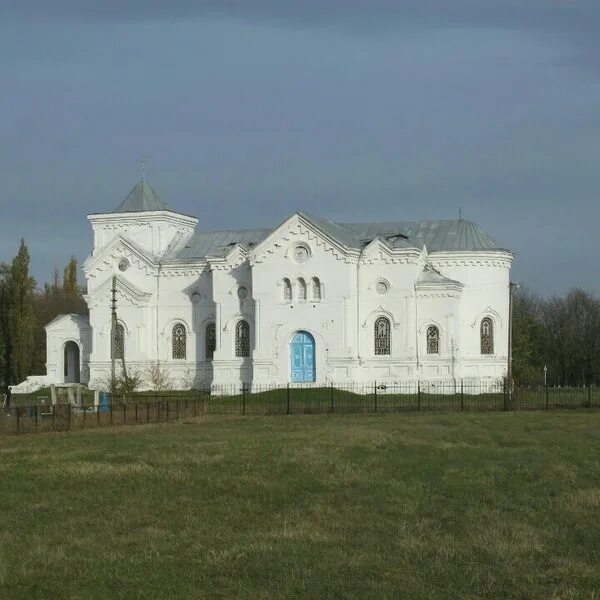 Погода в новомихайловское ставропольский край. Село Новомихайловское Краснодарский край Гулькевичский район. Церковь в селе Новомихайловское. Церковь Новомихайловское Гулькевичский район. Храм в с. Новомихайловском Гулькевичского района.