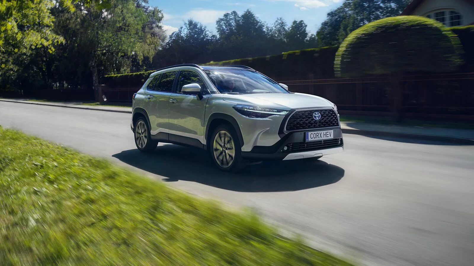 Тойота королла кросс левый руль. Toyota corolla gr sport 2021. Тойота королла кросс левый руль. Toyota corolla cross. Toyota corolla 2008.