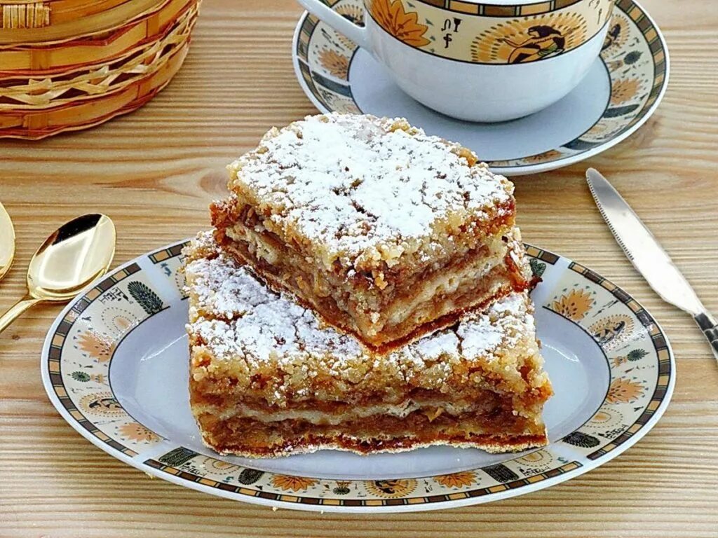 Пирог 3 стакана с яблоками и молоком. Насыпной яблочный пирог три стакана. яблочный насыпной пирог 3 стакана. польский яблочный пирог. насыпной торт.