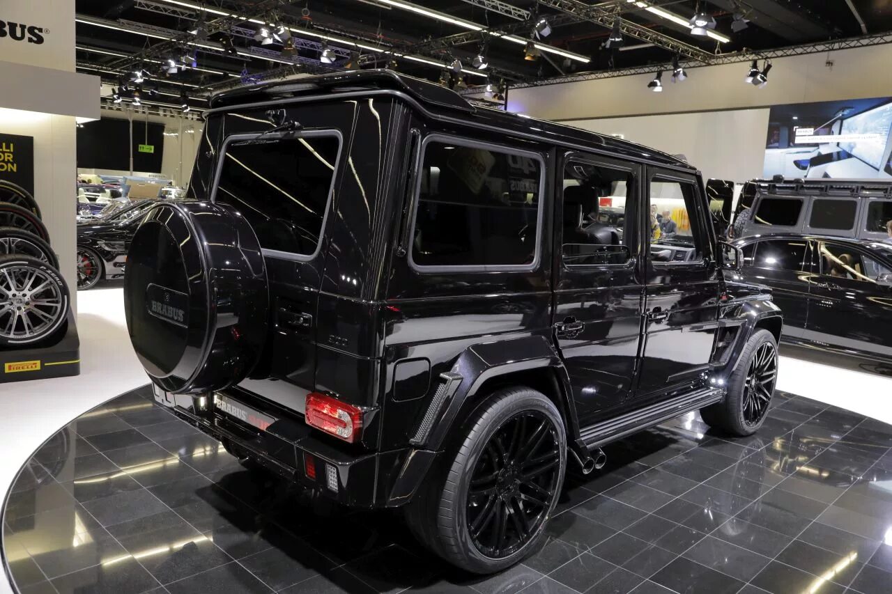 G class brabus. Гелендваген Брабус 2023. Мерседес Гелендваген 2023 Брабус. G65 Brabus 900. Гелик Брабус 800.