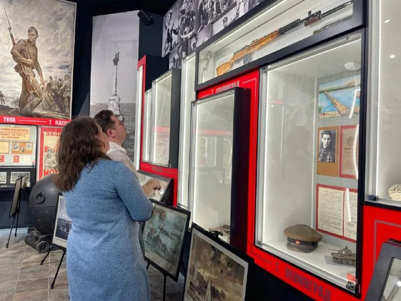 Художники россии. Ульяновск выставка фотографий. Выставка фонарей ульяновск. Выставки в ульяновске 2023. Улгпу ульяновск.