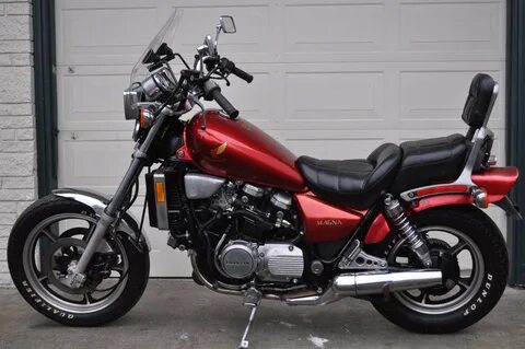 Honda vf magna