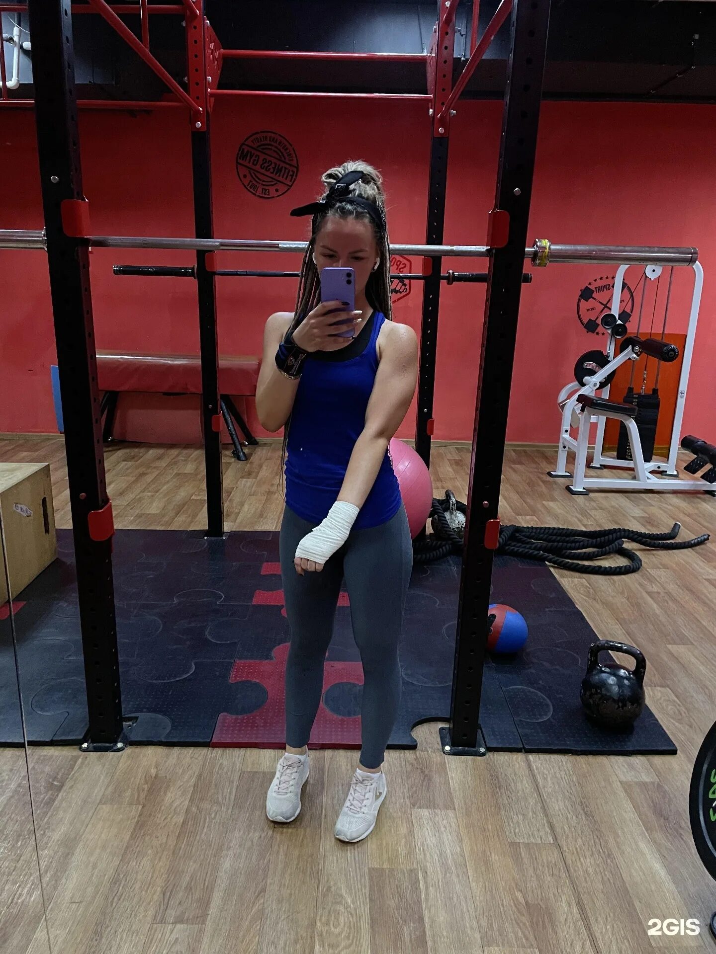 Зевс спортивный клуб новосибирск. Спортивный клуб Зевс Новосибирск. Зевс спортивный клуб Новосибирск на Станиславского. Спортзал Зевс Новосибирск Затулинка. Спортзал Зевс Михайловск.