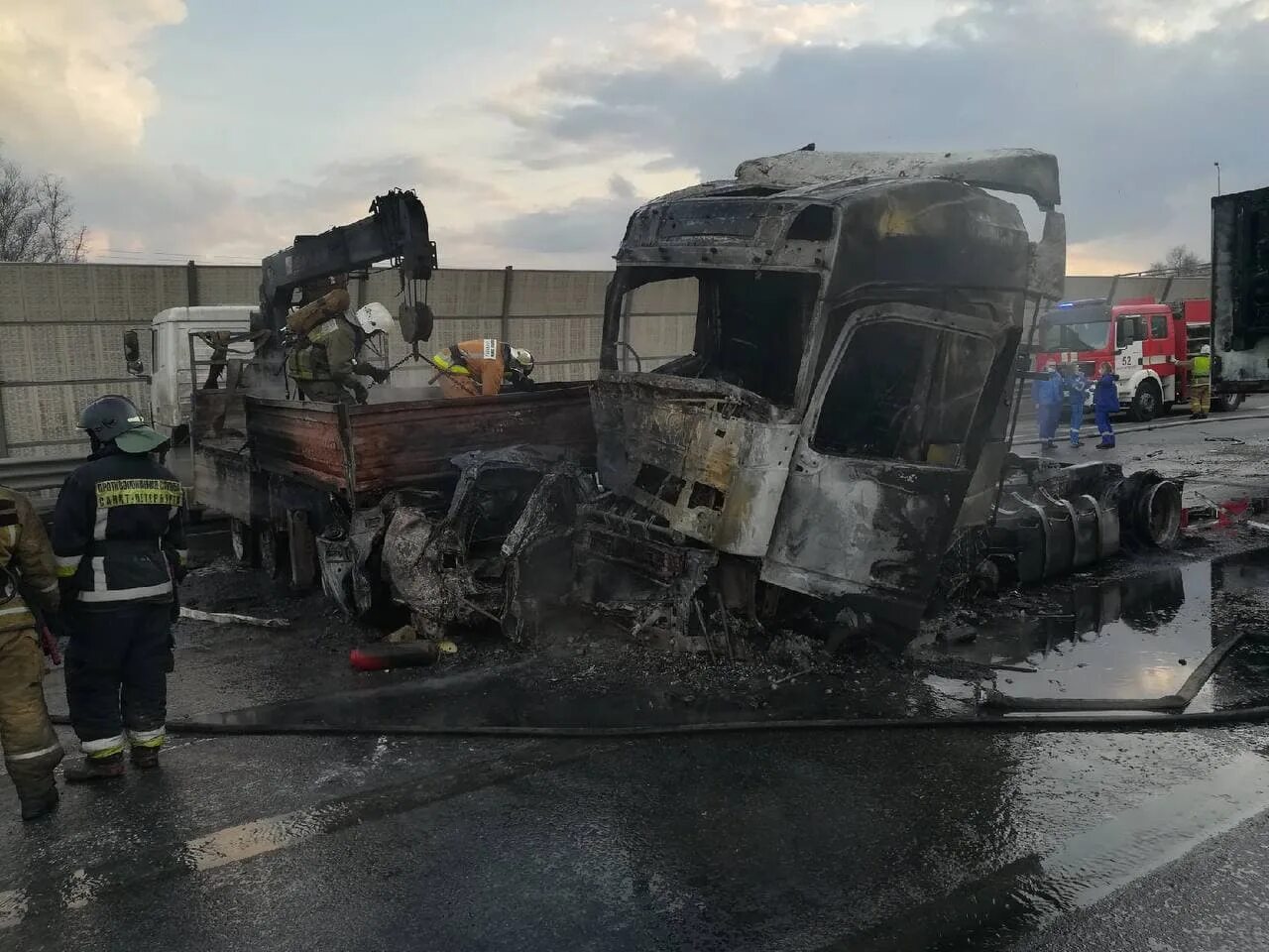 Дтп в санкт петербурге сегодня видео. Массовое дтп в петербурге очень много машин. Дтп в санкт-петербурге инфинити. Дтп в санкт петербурге сегодня видео. Дтп в санкт петербурге сегодня видео.