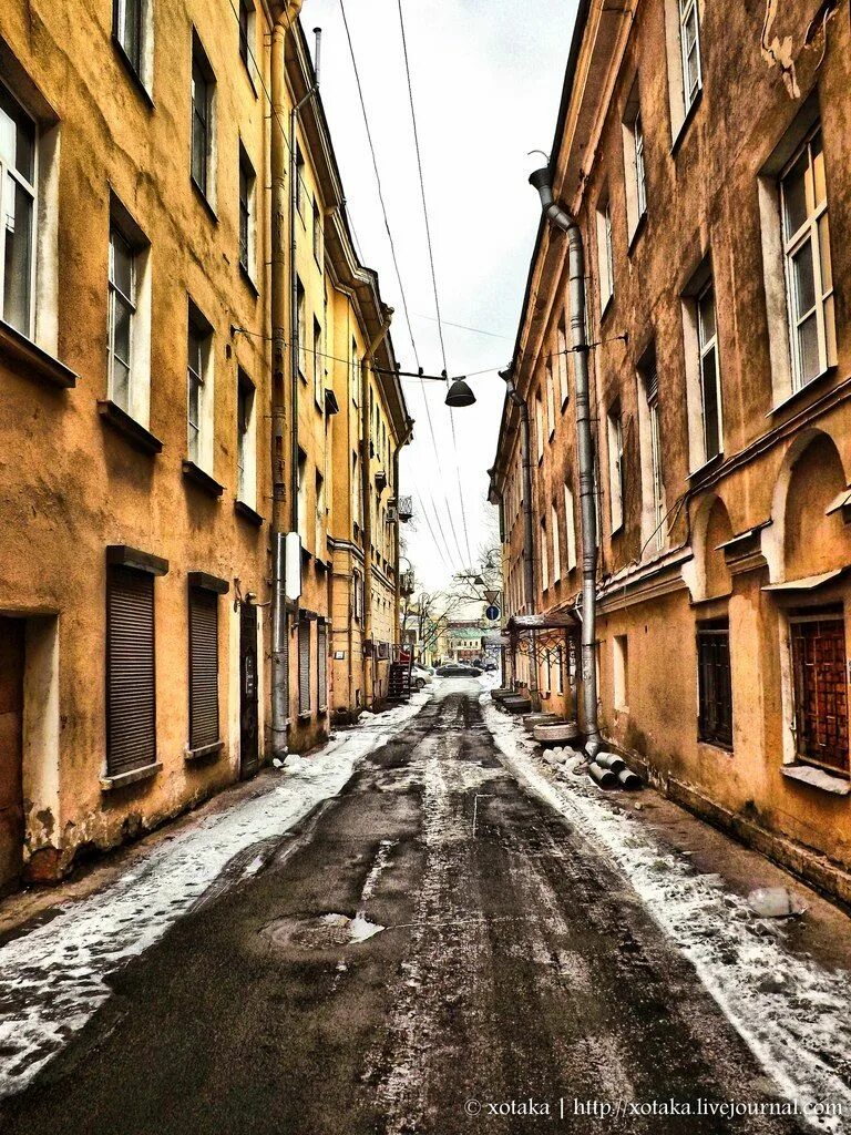 Питерский дворик Санкт-Петербург. Санкт-Петербург улицы. Переулки Санкт-Петербурга. Санкт-Петербург подворотни. Streets rus