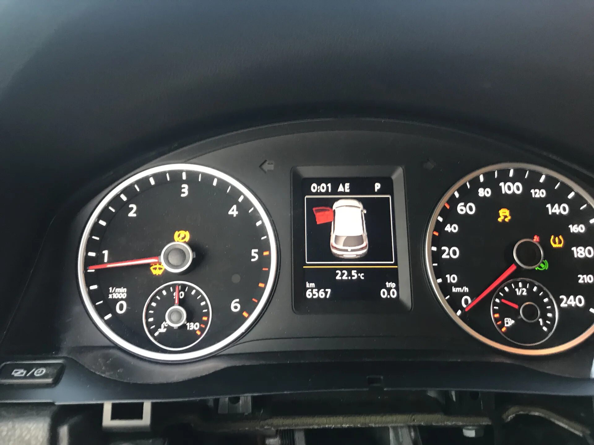 Приборная панель тигуан 1. Приборная панель tiguan 2. приборная панель тигуан 2010. панель приборов тигуан 2012. дизельная приборка тигуан 2010.