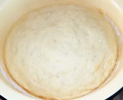 Пирожки с кислым молоком на дрожжах