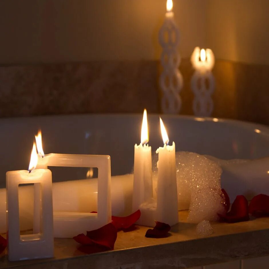 Красивые свечи. Романтические свечи. Свечи. Ужин при свечах. Свечи для романтического ужина.