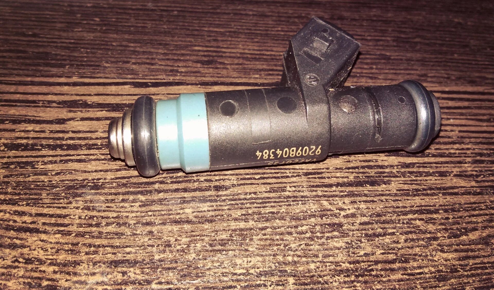 Форсунка 1 цилиндра. Форсунки приора siemens. форсунки приора 2. 107 форсунка бош драйв 2. форсунки приора 16 клапанов.