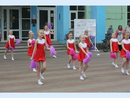 День города володарск