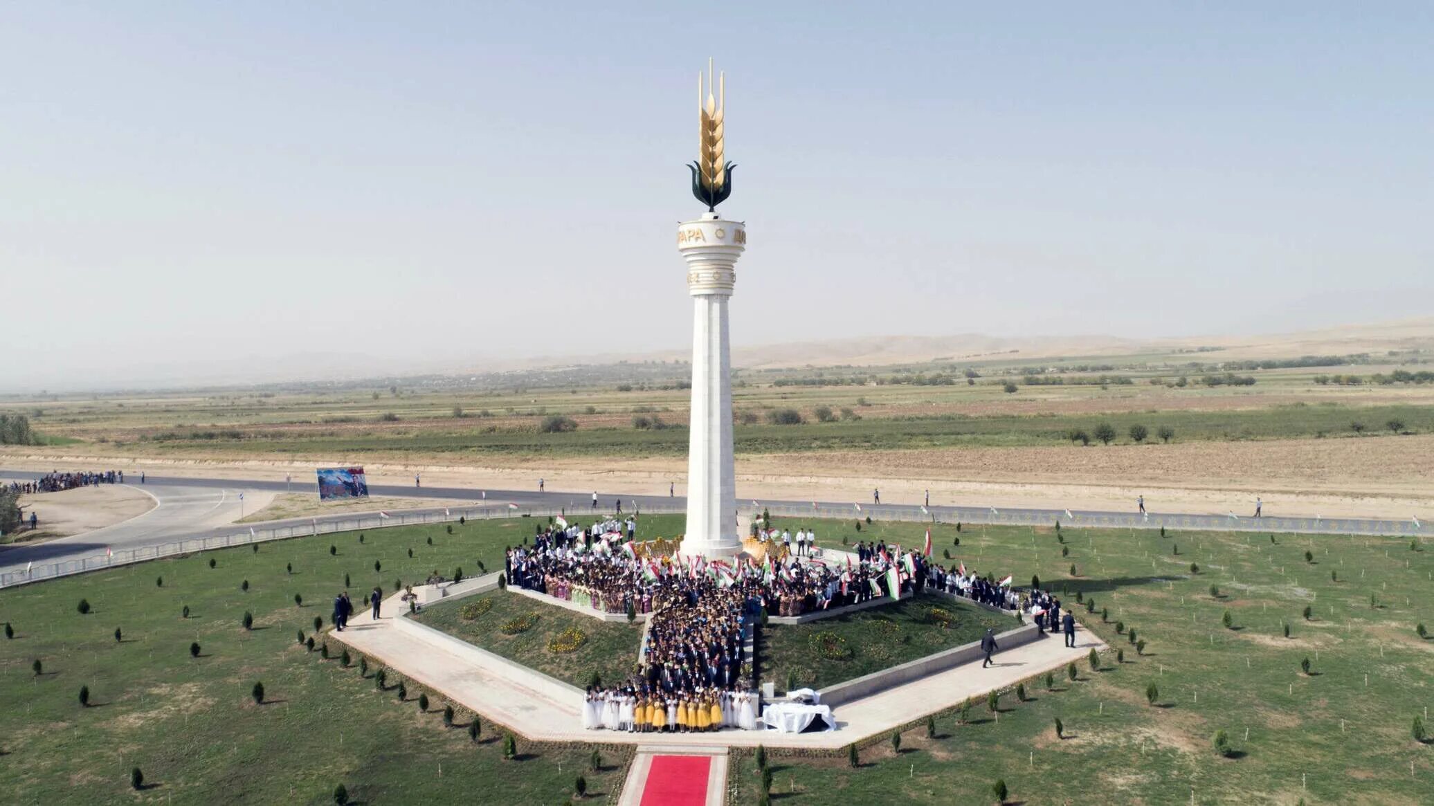 Точикистон хатлон. Дангаринский район Таджикистан. Парк Дангара Таджикистан. Таджикистан Хатлонская область Дангара. Хушаи гандум Дангара.