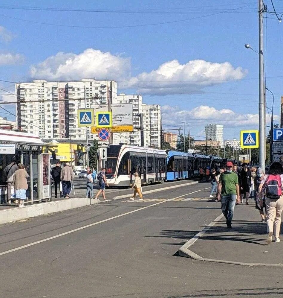 Трамвай 17 Останкино Медведково. Район метро Бабушкинская. Трамвай 17 Бабушкинская. Трамваи на метро Бабушкинская. Бабушкинская 17