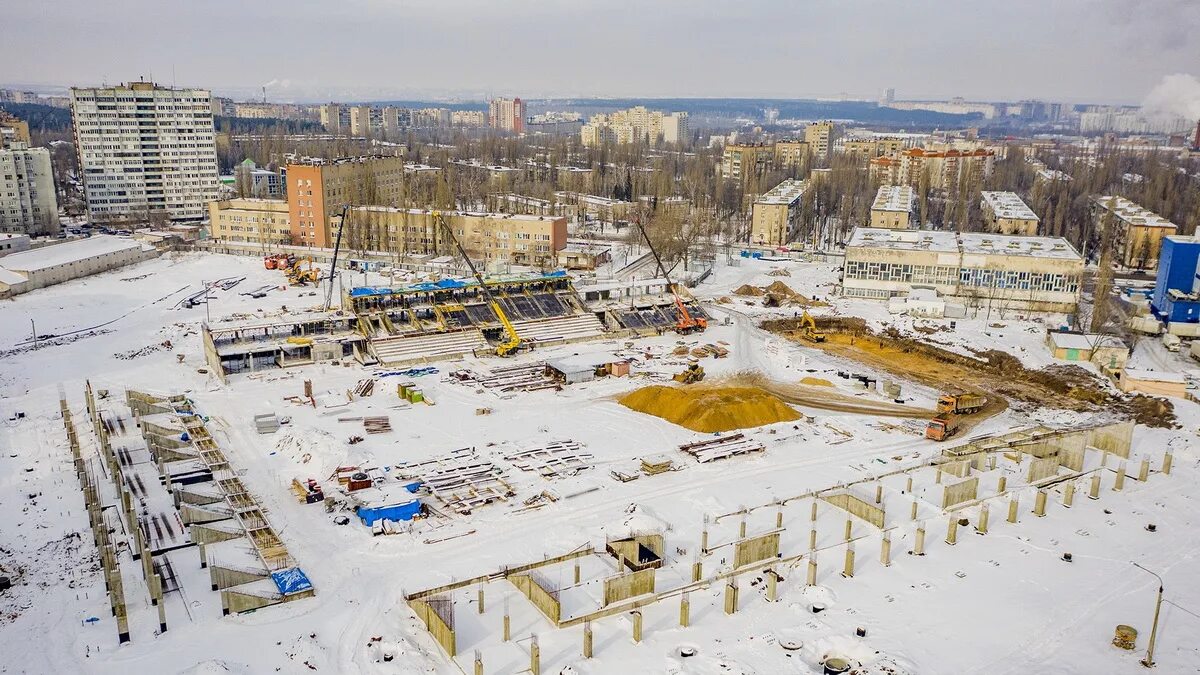 Новый стадион в воронеже. Стадион факел Воронеж Маршака. Стадион факел Воронеж Маршака реконструкция. Стройка стадиона в Воронеже факел. Новый стадион факел Воронеж на Маршака.