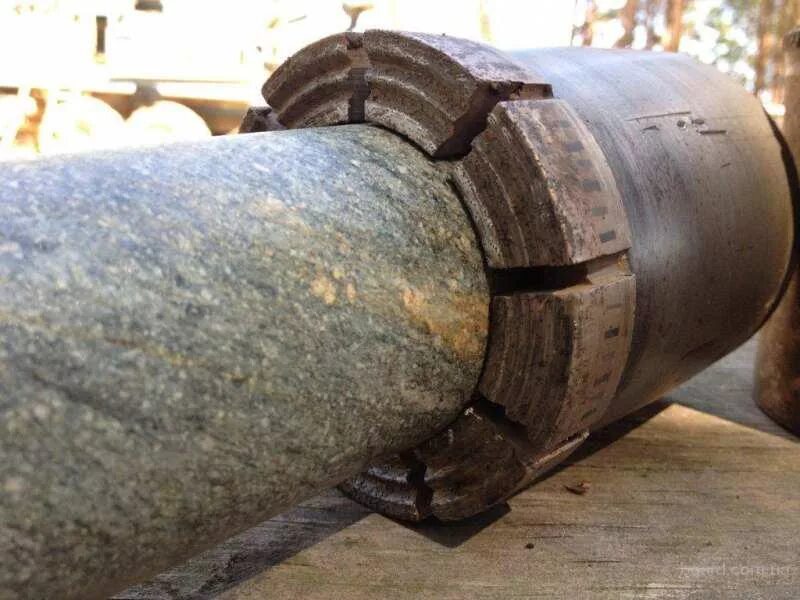 колонковое бурение скважин технология с отбором керна. колонковые скважины. колонковое бурение скважин технология керн. геологоразведочные бурения керн. колонковое бурение скважин технология.