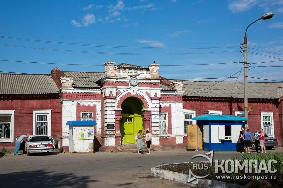 Железнодорожная станция Покровск Энгельс. Вокзал Покровск Энгельс. ЖД станции Покровск Энгельс. Станция Покровск-Приволжский.