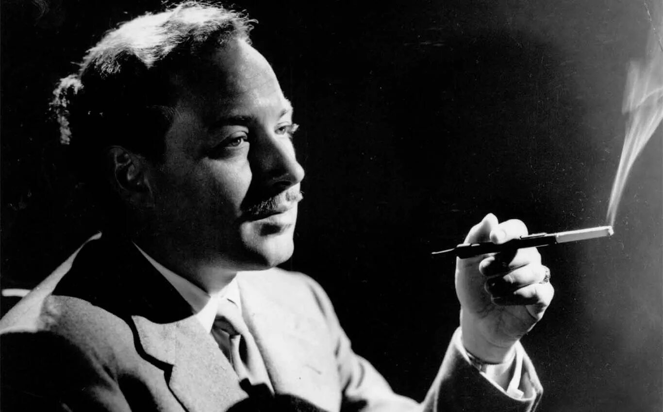 теннесси уильямс американский драматург. теннесси уильямс в молодости. теннесси уильямс американский драматург. теннесси уильямс американский драматург. теннесси уильямс с сестрой.