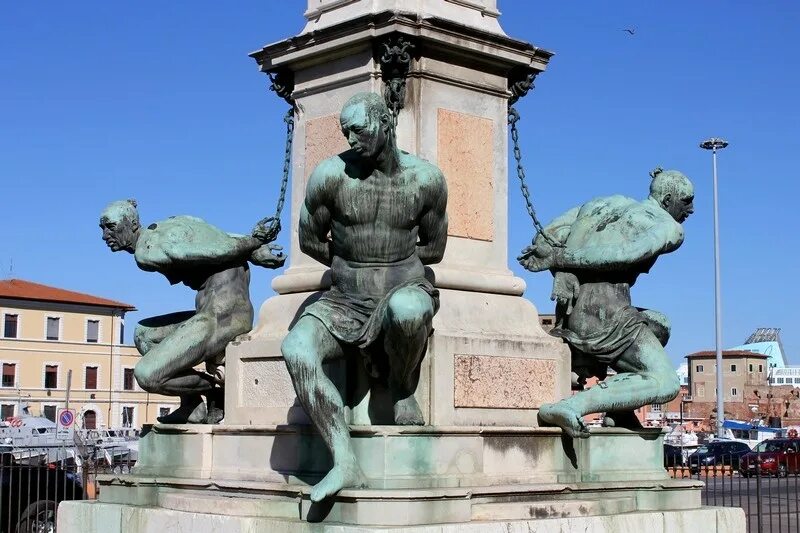 4 мавра. 4 мавра. Monument of the four moors. 4 мавра. Памятник четыре мавра ливорно.