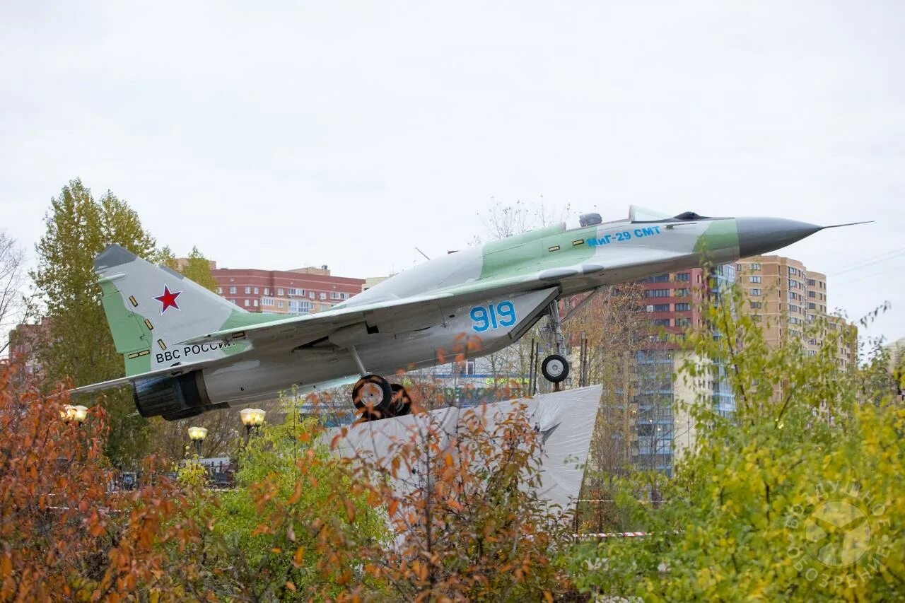 Пао ил жуковский. Сделано в жуковском. Ту-144 в жуковском. Авиасалон макс в жуковском. Город жуковский памятник жуковскому.