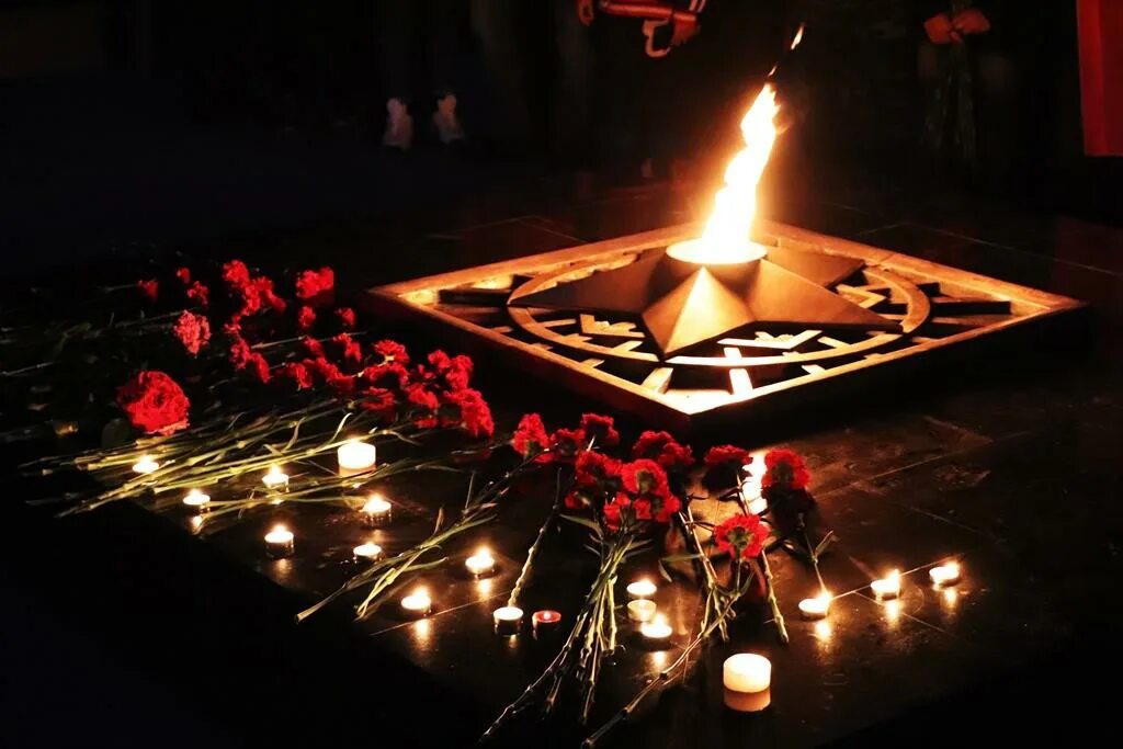 Минута молчания в память жертв. Свеча памяти. свечка памяти. свеча скорби. свеча в память о погибших.