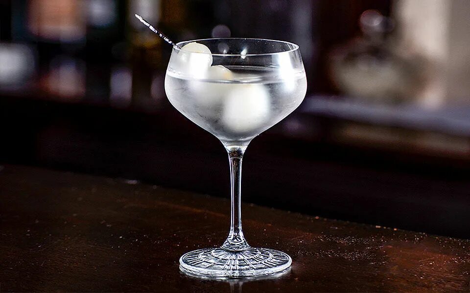 Коктейль гибсон. Президент гибсон коктейль. коктейль гибсон состав. gibson gin коктейль. коктейль гибсон с водкой.