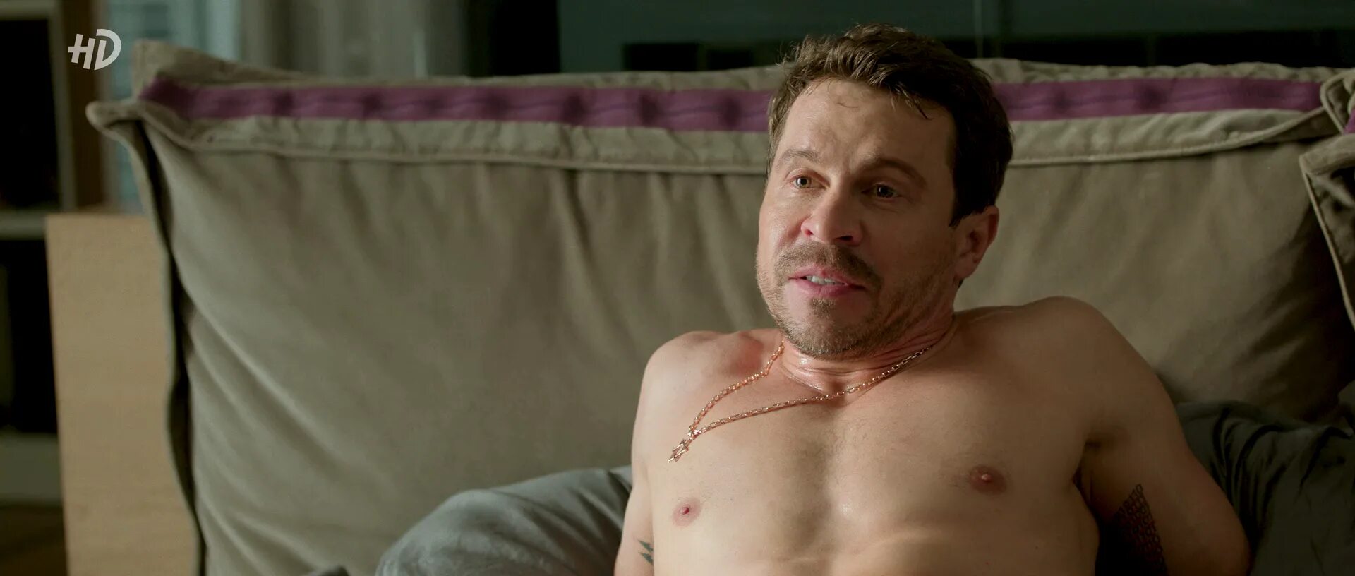 Деревянко про патрики. Деревянко про патрики. Деревянко про патрики. Деревянко про патрики. Молодой актер похож на деревянко.