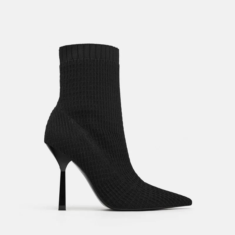 Полусапоги zara черные. Эластичные ботильоны. Zara ботильоны 2023. Страдивариус ботинки стрейч. Эластичные ботильоны.