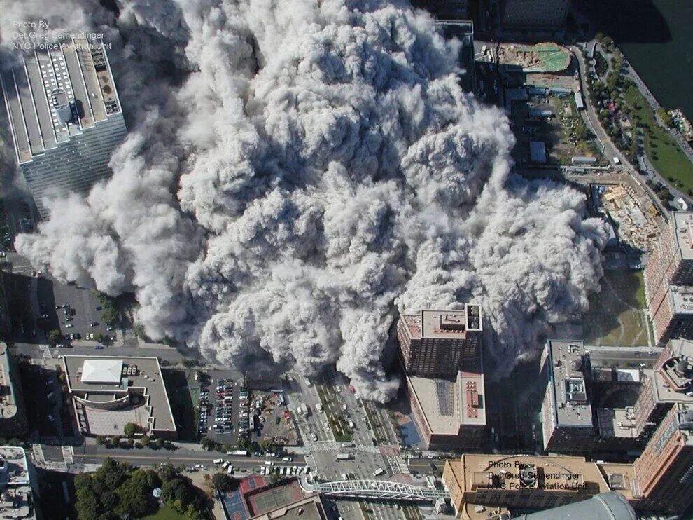 Что случилось в 2001 году. Башни ВТЦ 11 сентября 2001. ВТЦ Нью-Йорк 2001. Всемирный торговый центр в Нью-Йорке 11 сентября.