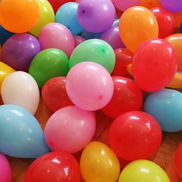 Воздушные шары. Воздушный шарик. Цветные шары. Разноцветные шарики воздушные.