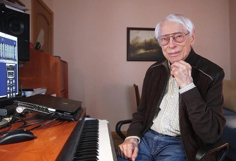 Композитор 95 лет зацепин. Зацепин композитор. Зацепин композитор биография где живет. Зацепин композитор биография где живет. Зацепин композитор биография где живет.