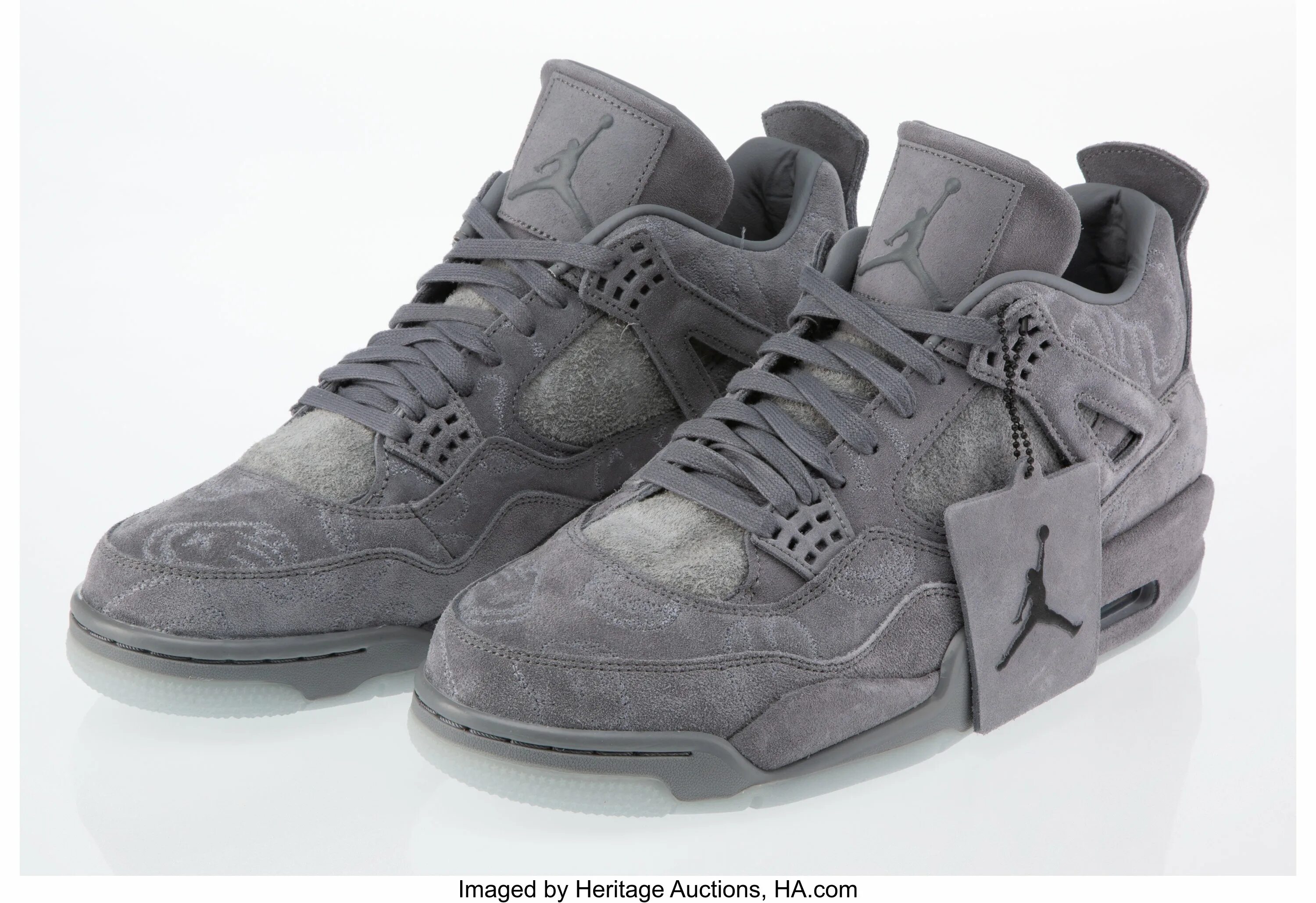 Nike jordan retro 4 kaws. Nike air jordan 4 kaws black. Nike air jordan 4 kaws grey. Nike jordan 4 kaws. Air jordan 4 kaws grey.