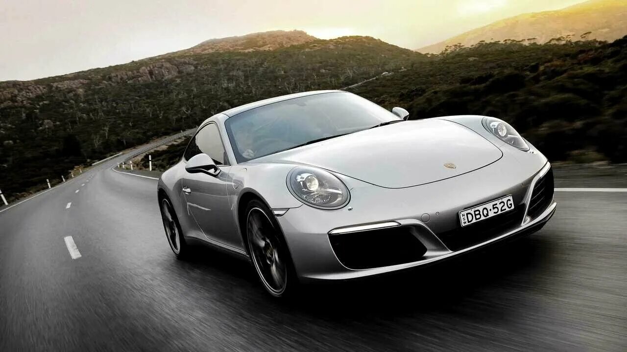 Купить порше купе. Porsche 911 купе. Порше Каррера 2016. Порше 911 Каррера 2016. 2016 Porsche 911 Carrera s.