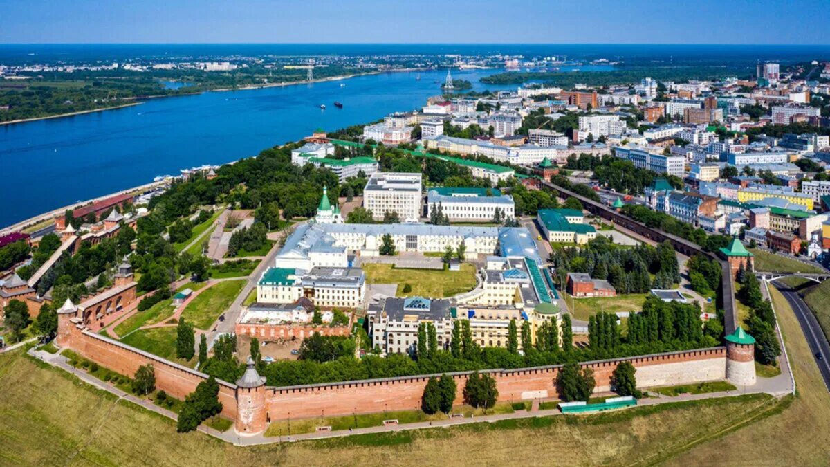 Купить отдельно в нижнем новгороде. Нижегородский Кремль Нижний Новгород. Нижний Новгород Кремль с высоты птичьего полета. Нижегородский Кремль Нижний Новгород с высоты. Нижний Новгород Кремль сверху.