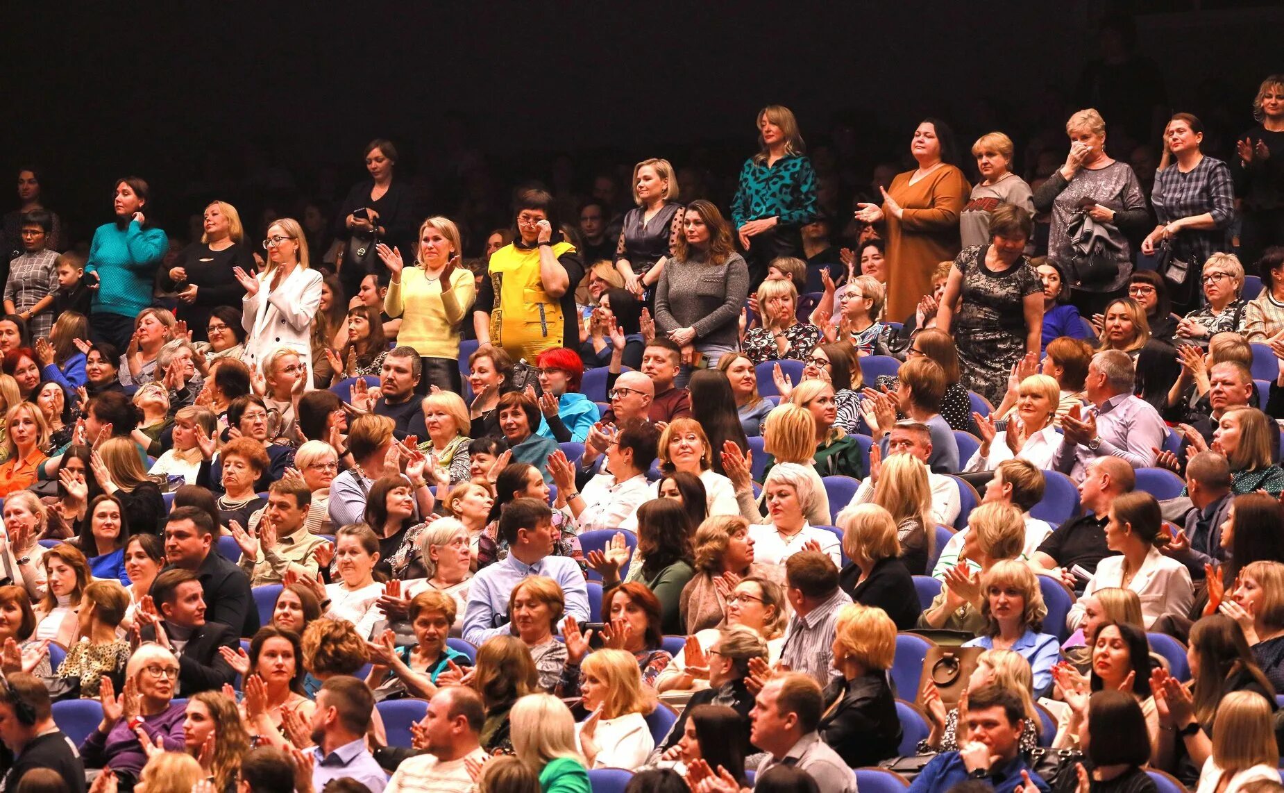 Ростов-на-дону, пл. Схема зала конгресс холла дгту в ростове. Гагарина, 1. Таганай мьюзик холл. Таганай торговый комплекс челябинск.