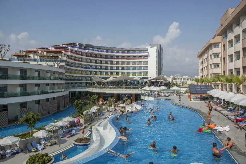 Crowne plaza 5*. Saritas hotel 4. Лонг бич резорт алания. Т отель турция. Theodian hotel 3*.