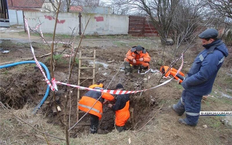 Авария на водоводе. Авария на водопроводе. Водоканал порыв. Водоканал порыв. Водоканал порыв.