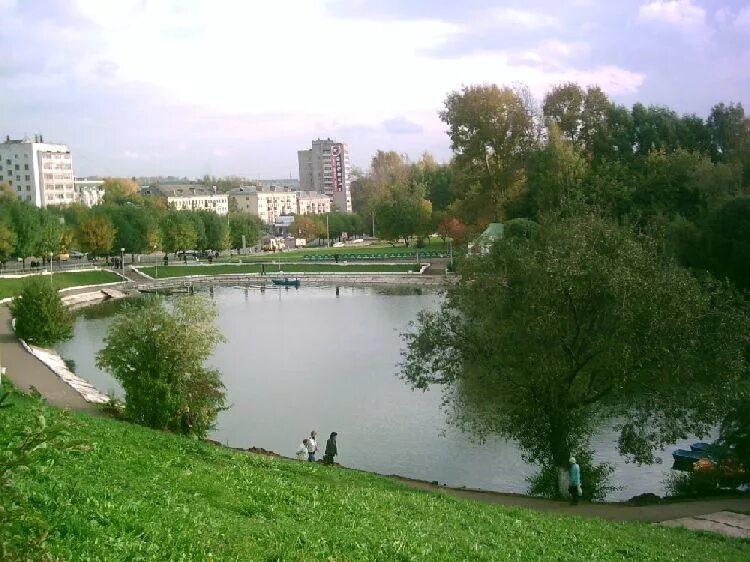 чистые пруды краснодар. пруд у диорамы киров. город киров парк имени кирова. город киров парк имени кирова. пруд у цирка в кирове.